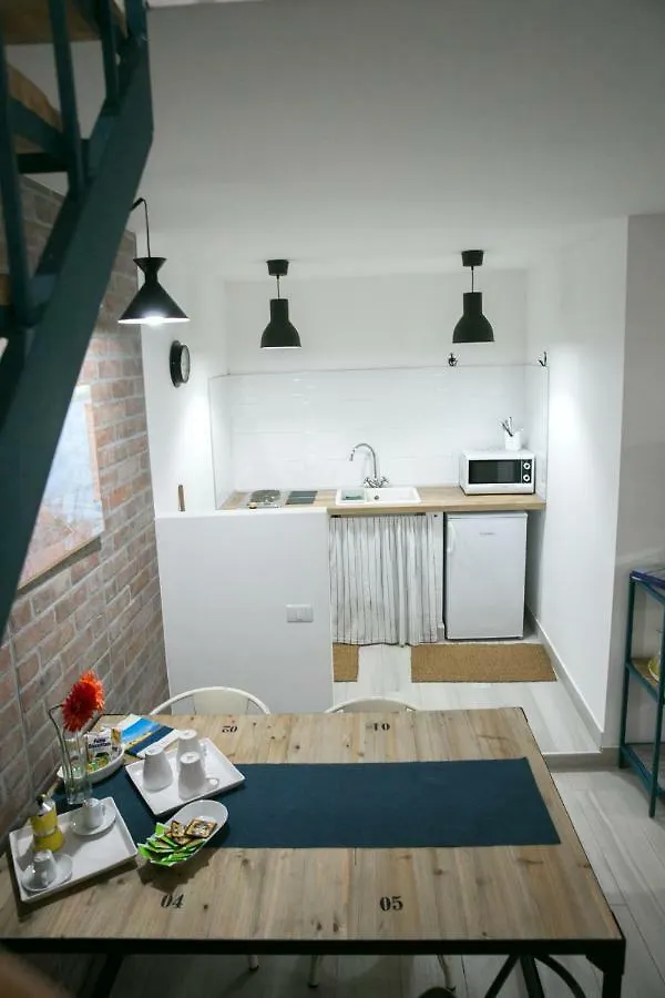 Апартаменты La Maisonette Неаполь 0*,  Италия